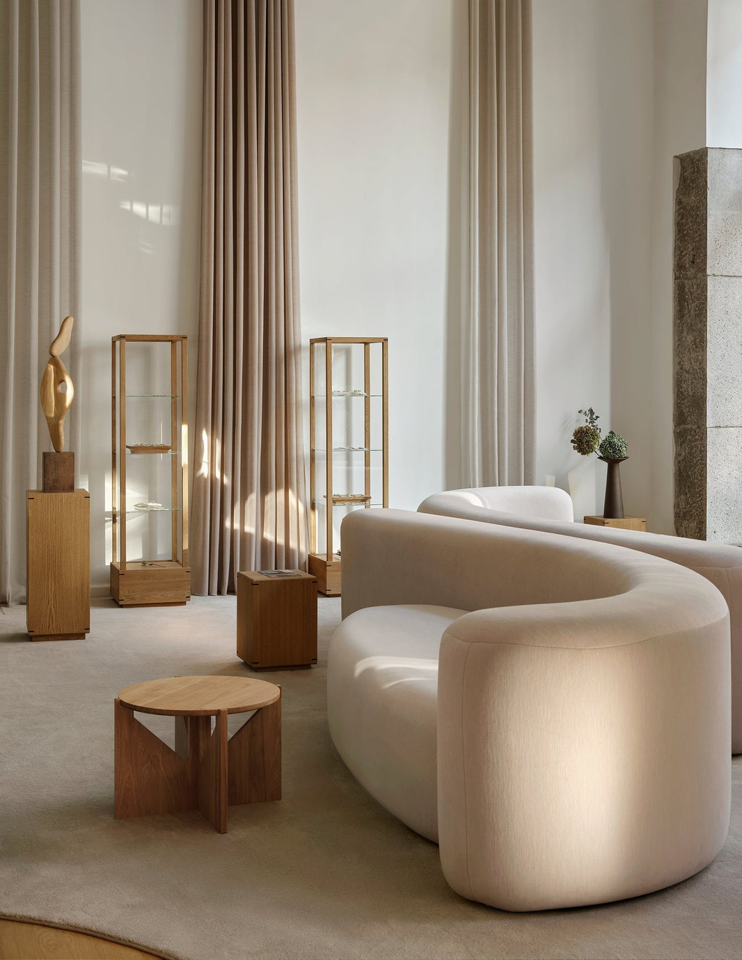 COMMERCIAL, KRISTINA DAM STUDIO, AKVA JEWELRY
