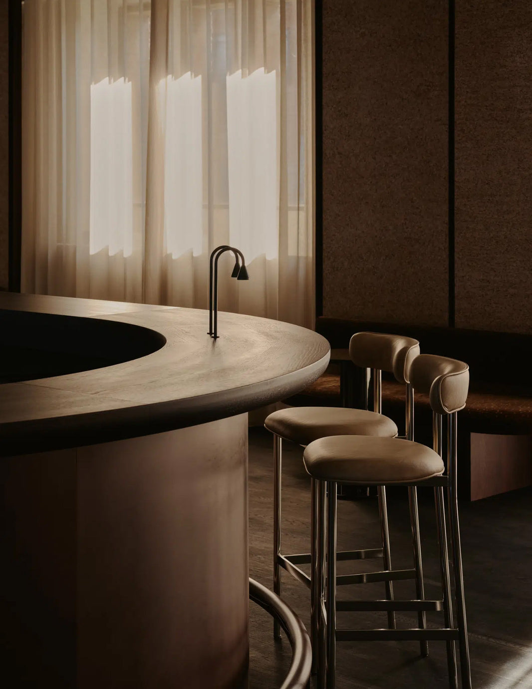 HOSPITALITY, MØBEL, LANGELINIESKURET