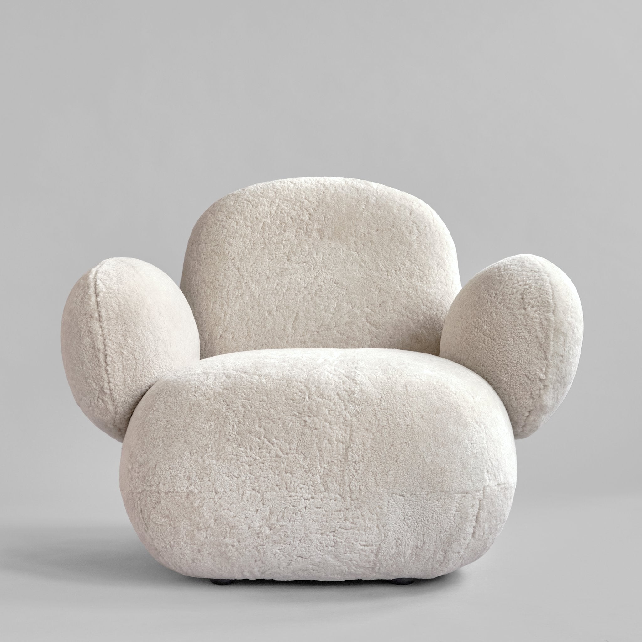 101 Copenhagen Toe Armchair, Flat - Sandshell (Sheepskin)