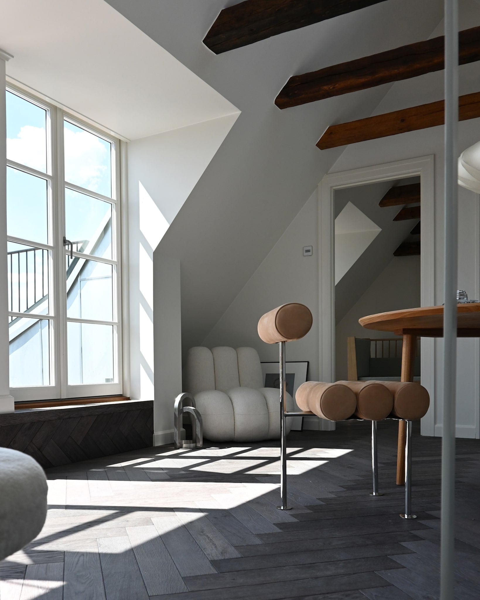 101 Copenhagen - Hiro Dining Chair, Stainless Steel - Nubuck - Dining Chair