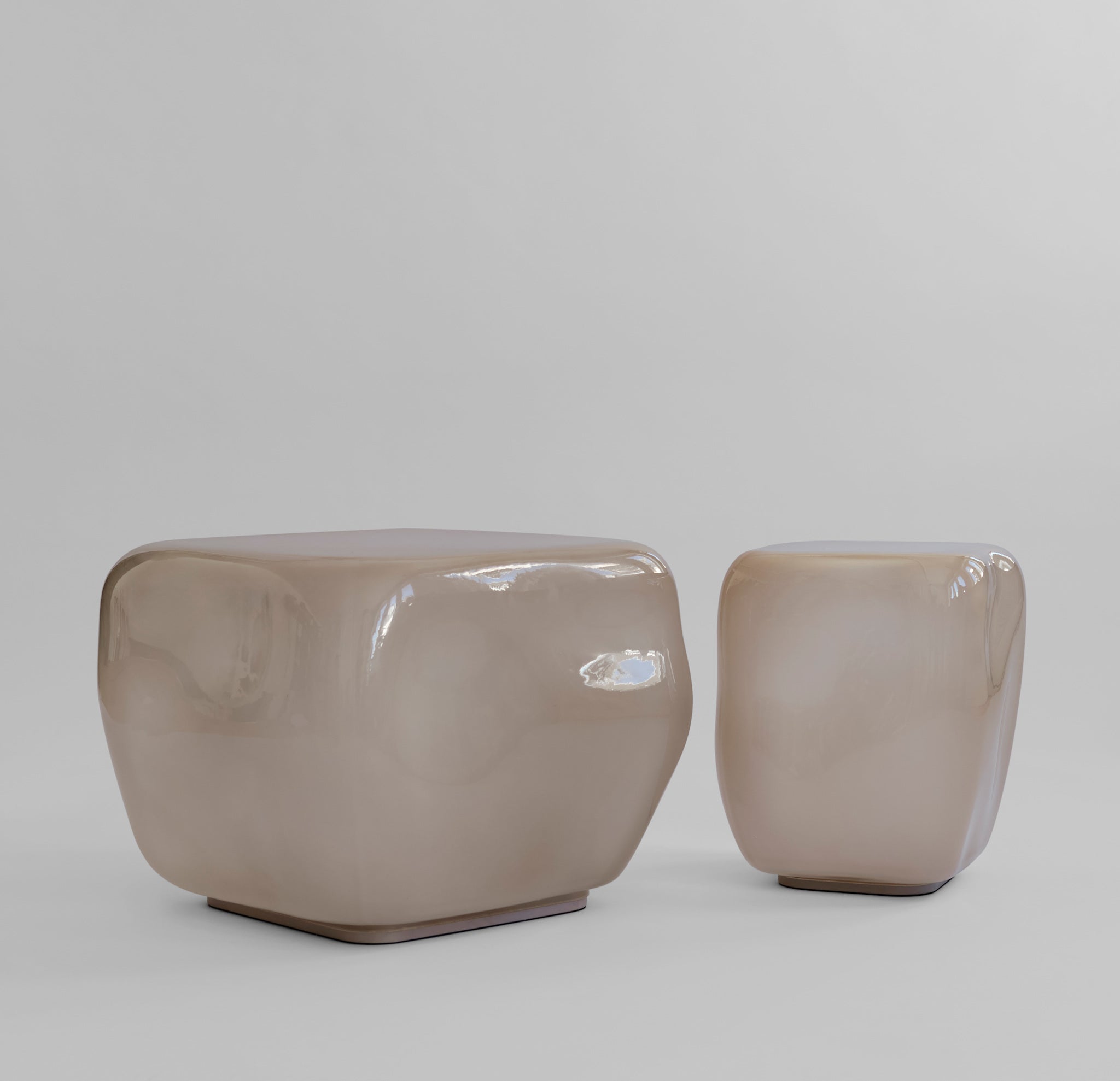 101 Copenhagen - Ishi Coffee Tables, Medio - Smoked Desert - Coffee or Side Table