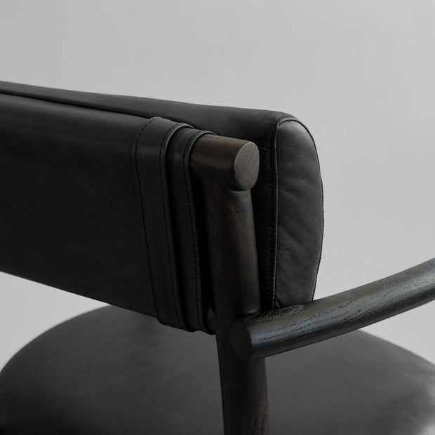 101 Copenhagen - Nama Dining Chair, Armrest - Coffee Black, Aniline Leather - Dining Chair