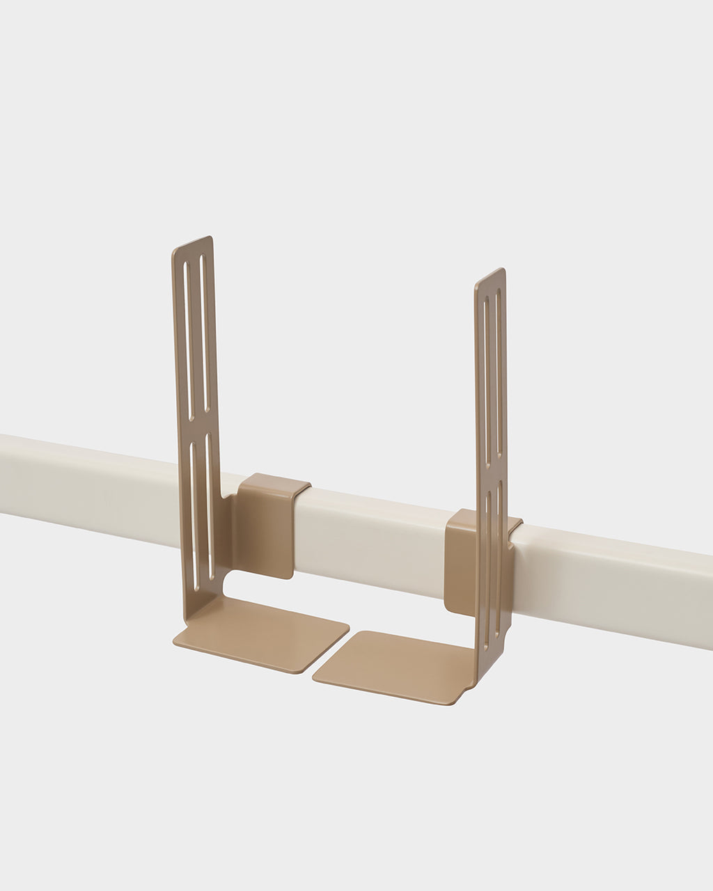 Pedestal Box Mount - Sandstorm
