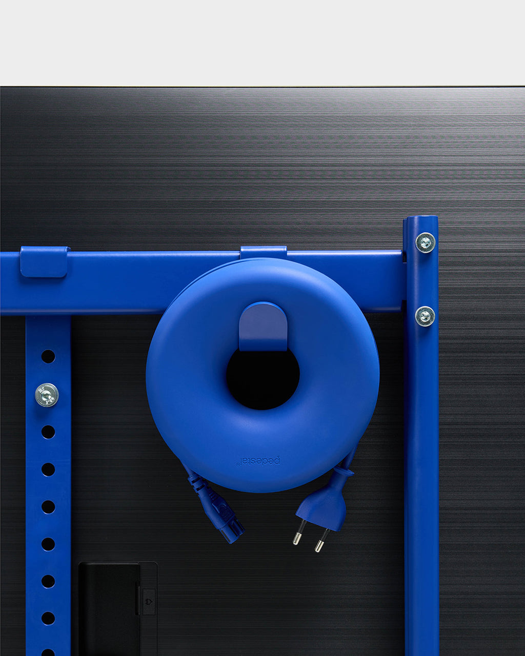 Pedestal Cable Bagel - Ultra Marine