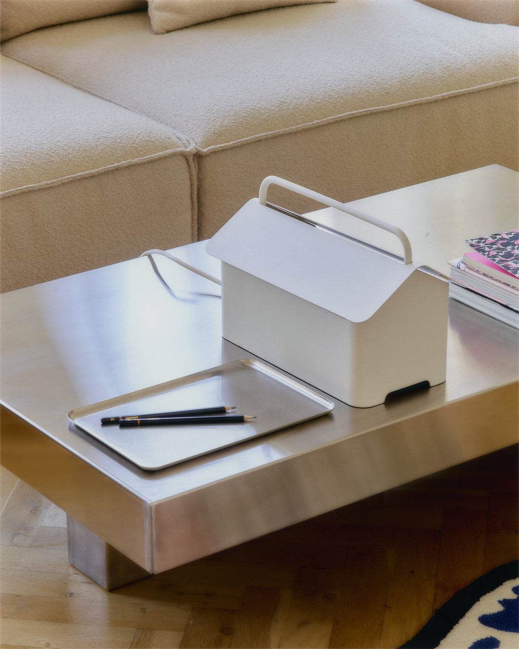 Pedestal Cable Villa - Pearl