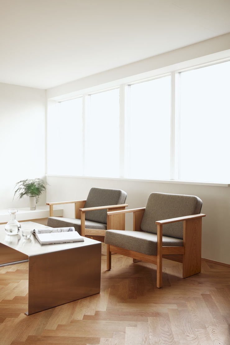 Form & Refine Block Lounge Chair, Oak Hallingdal 65-227