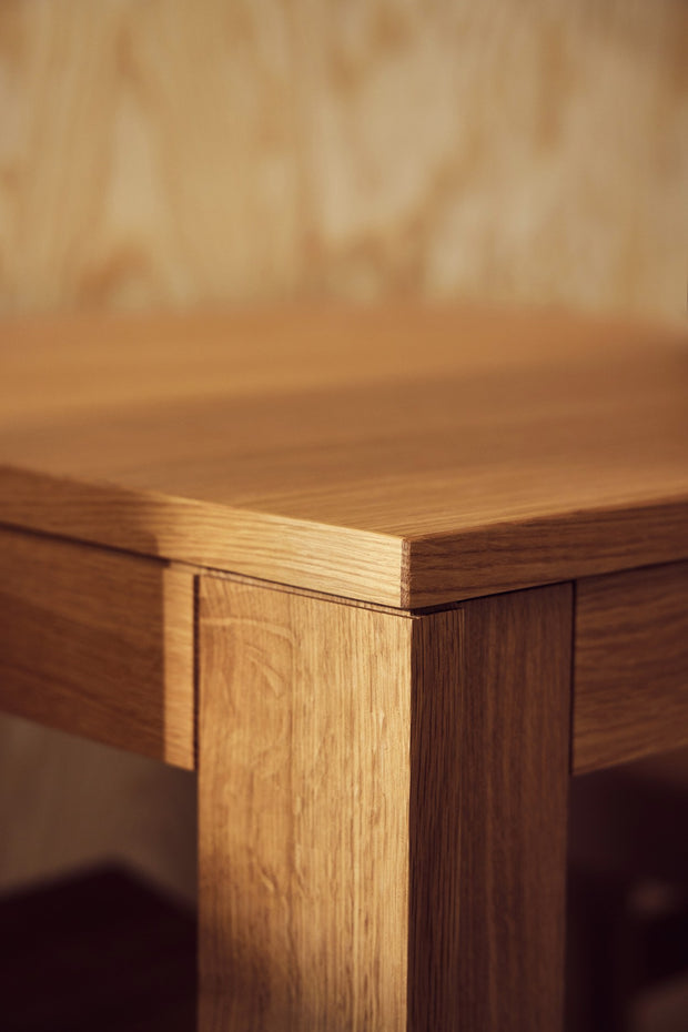 Form & Refine Element Table 70×70, Oak