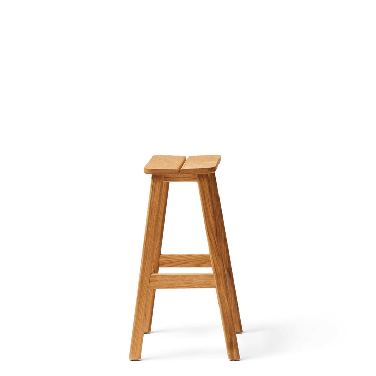 Form & Refine Angle Standard Stool 65, Oak