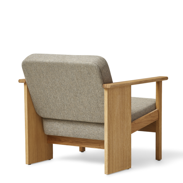 Form & Refine Block Lounge Chair, Oak Hallingdal 65-227