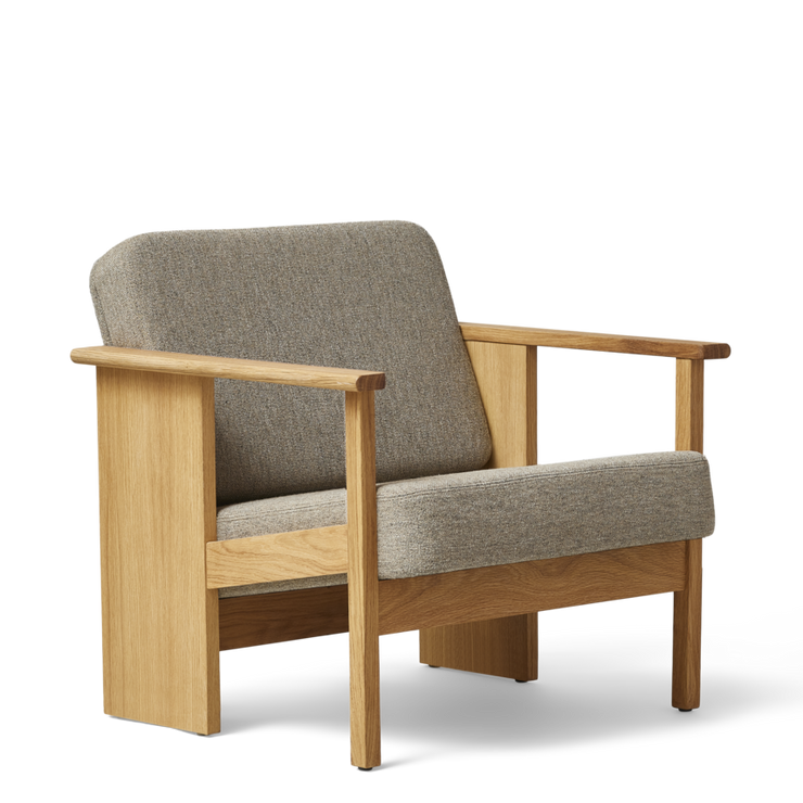 Form & Refine Block Lounge Chair, Oak Hallingdal 65-227