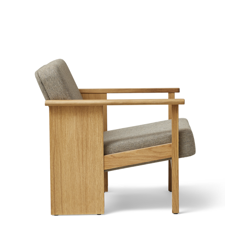 Form & Refine Block Lounge Chair, Oak Hallingdal 65-227