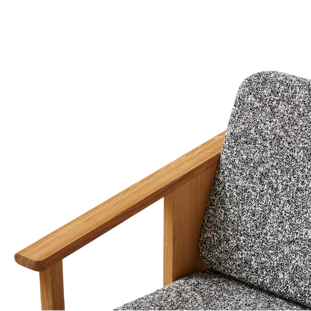 Form & Refine Block Lounge Chair, Oak Zero
