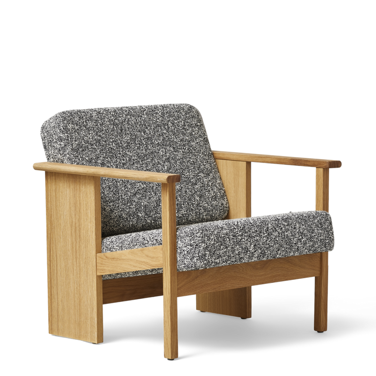 Form & Refine Block Lounge Chair, Oak Zero