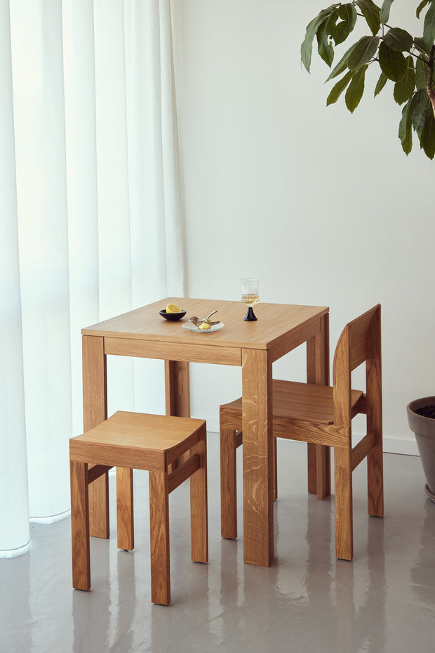 Form & Refine Element Table 70×70, Oak