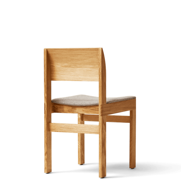 Form & Refine Sonder Chair, Oak Hallingdal