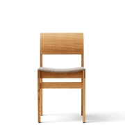 Form & Refine Sonder Chair, Oak Hallingdal