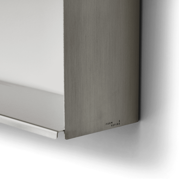Form & Refine Taper Shelf Line 25×70