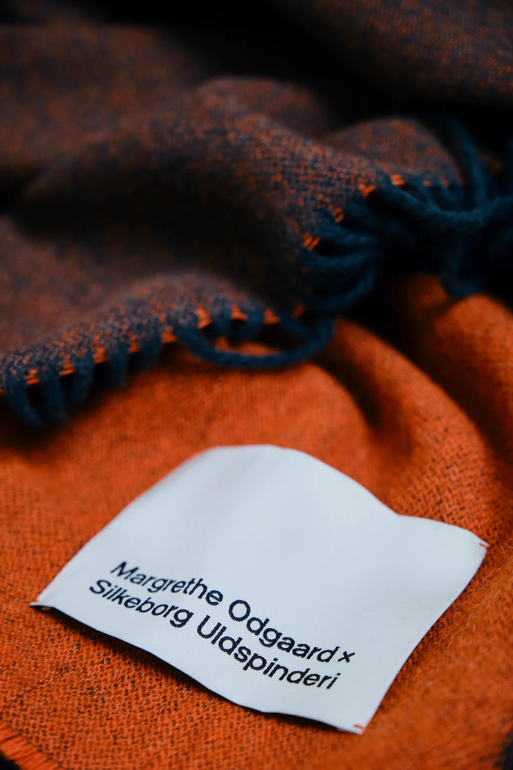 Silkeborg Uldspinderi Franja Throw - Green/Orange