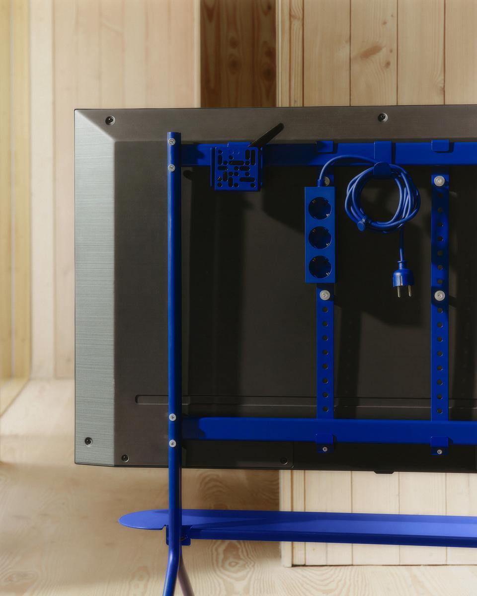 Pedestal Hook Mount - Ultra Marine