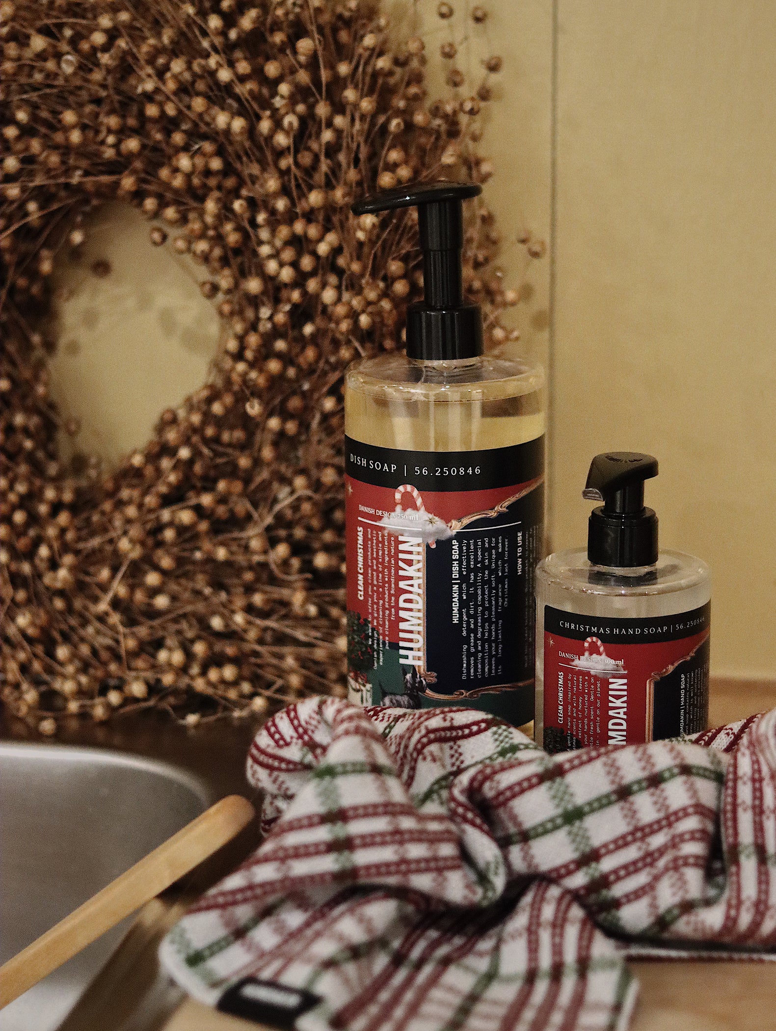 Humdakin Christmas Dish Soap - Clean Christmas