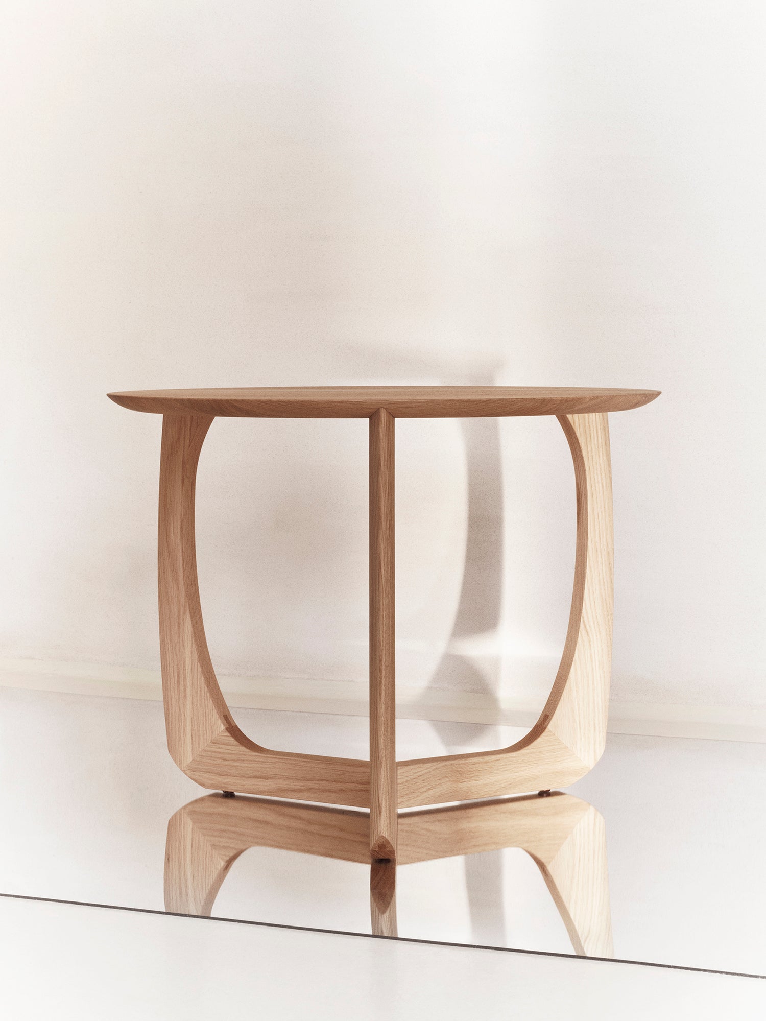 Møbel Copenhagen LILI Lounge Table Small, Oiled Oak