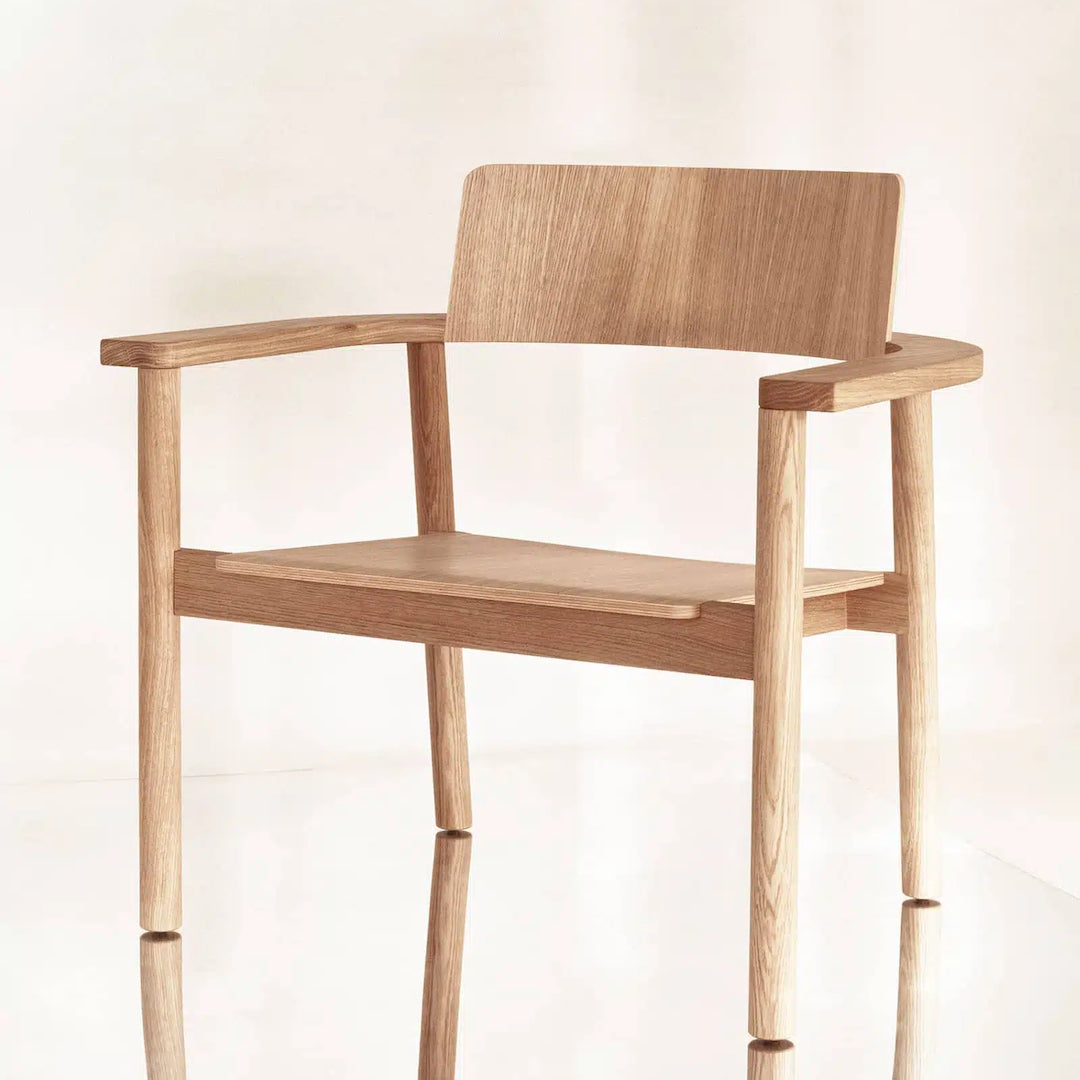 Møbel Copenhagen RUDI Lounge Armchair, Natural Oiled Oak