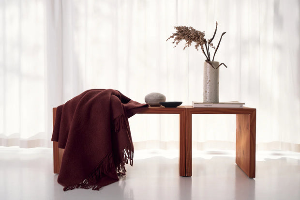 Silkeborg Uldspinderi Season Throw - Beetroot