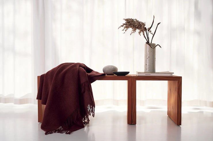 Silkeborg Uldspinderi Season Throw - Beetroot