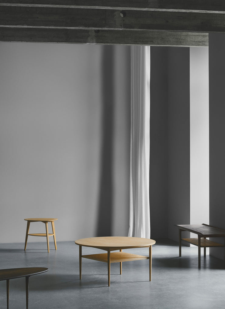 Aakjaer No. 100 Table