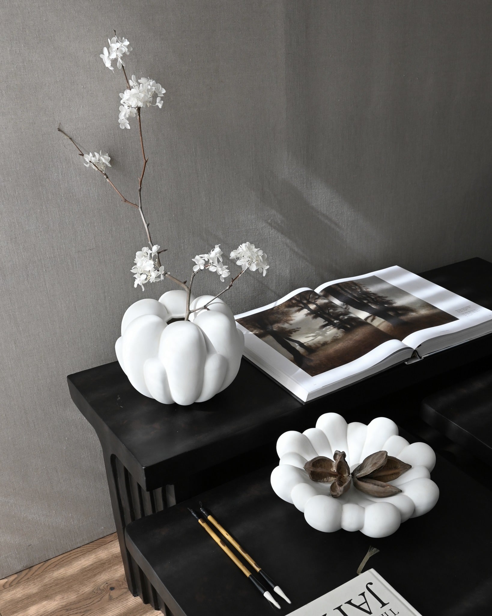 101 Copenhagen Bloom Tray, Medio - Bone White – NORMODE