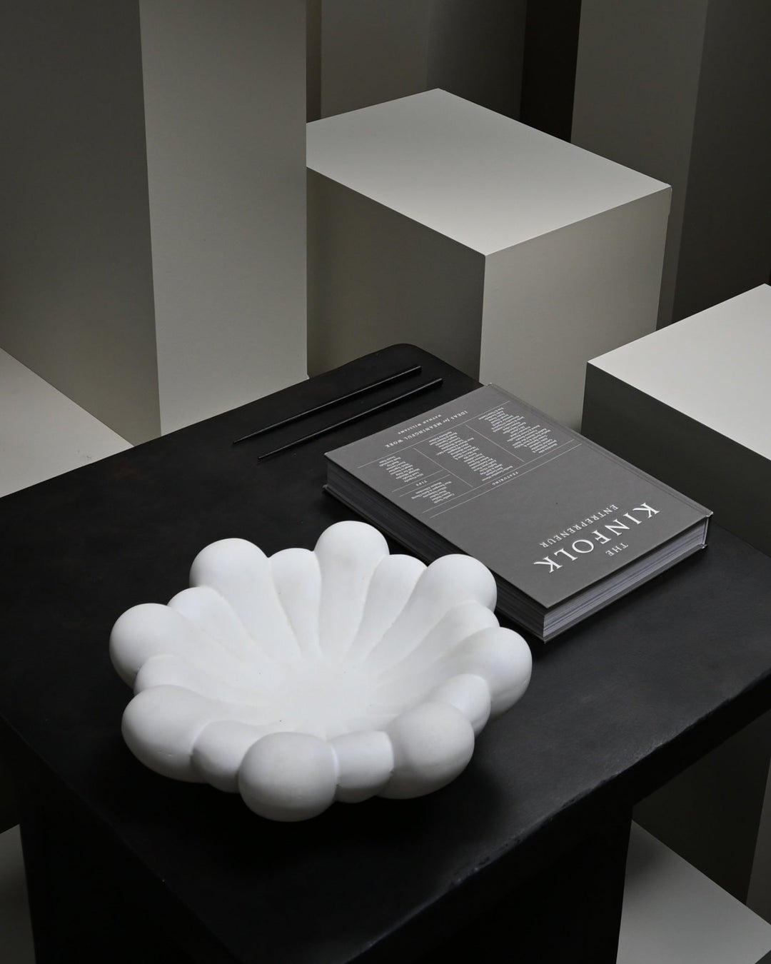 101 Copenhagen Bloom Tray, Medio - Bone White – NORMODE