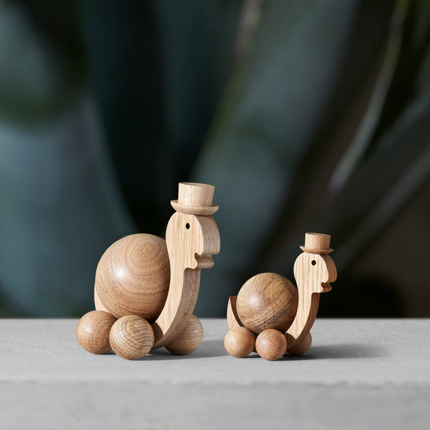 ChiCura Copenhagen Spinning Turtle - Small Living / Figures & Dice Oak