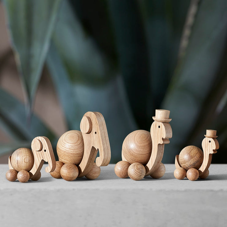 ChiCura Copenhagen Spinning Turtle - Small Living / Figures & Dice Oak