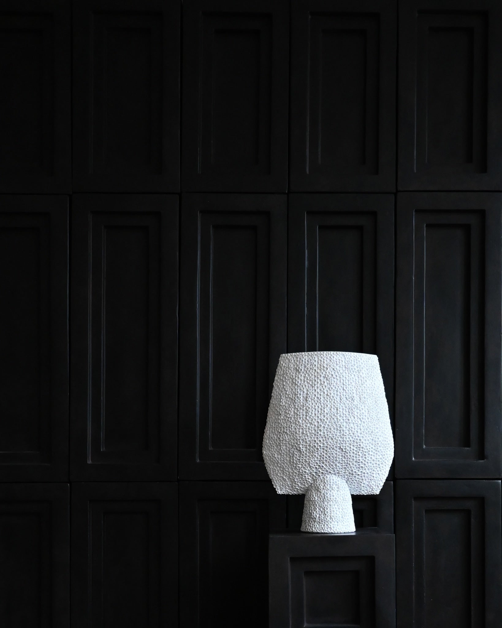 101 Copenhagen Sphere Vase Square Shisen, Big - Bone White – NORMODE