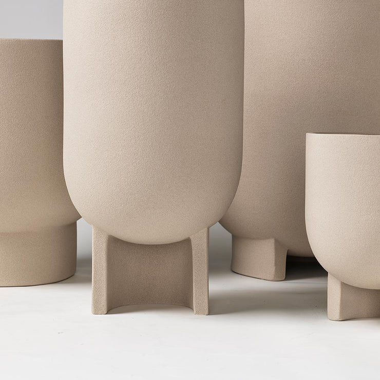 Kristina Dam Studio Serene Flowerpot, Sand Engobe, Medium