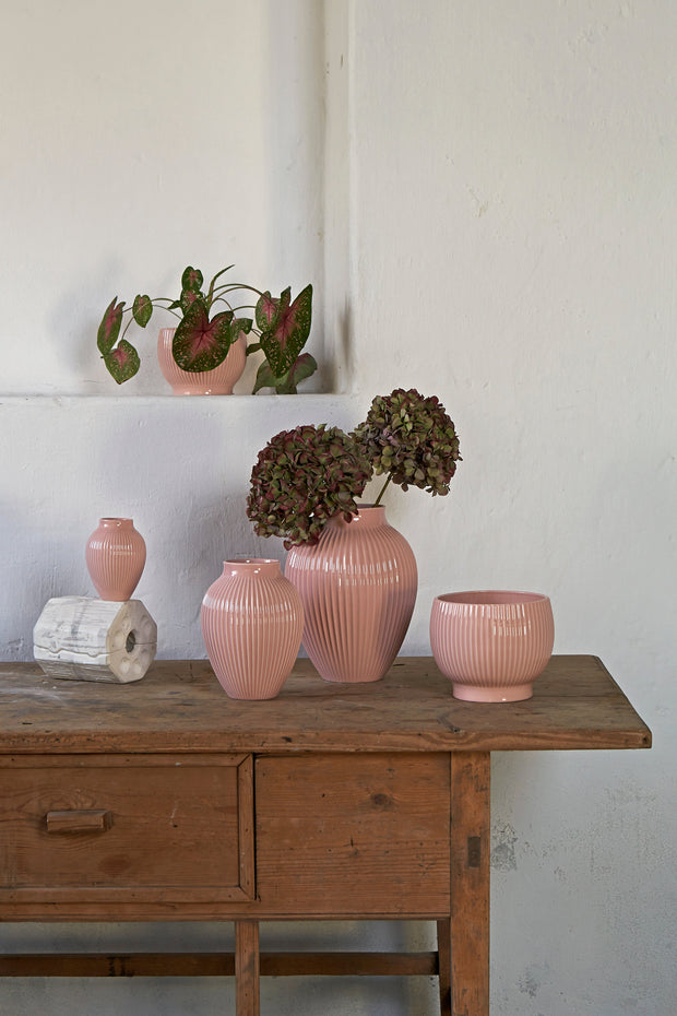Knabstrup Flowerpot with Grooves, Pink