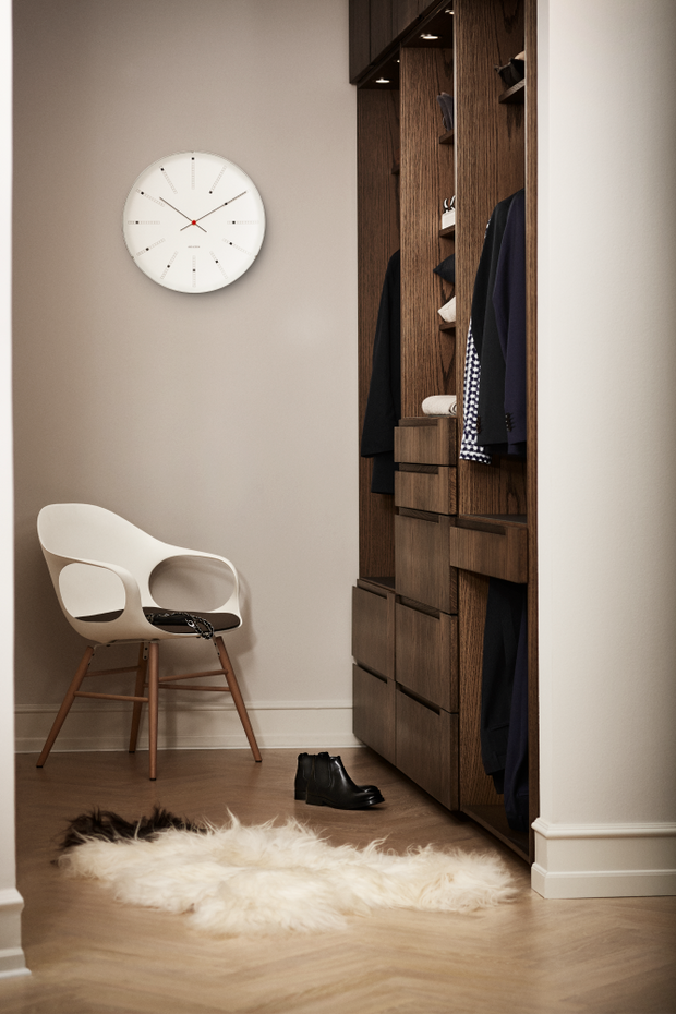 Arne Jacobsen Bankers Wall Clock, 19"