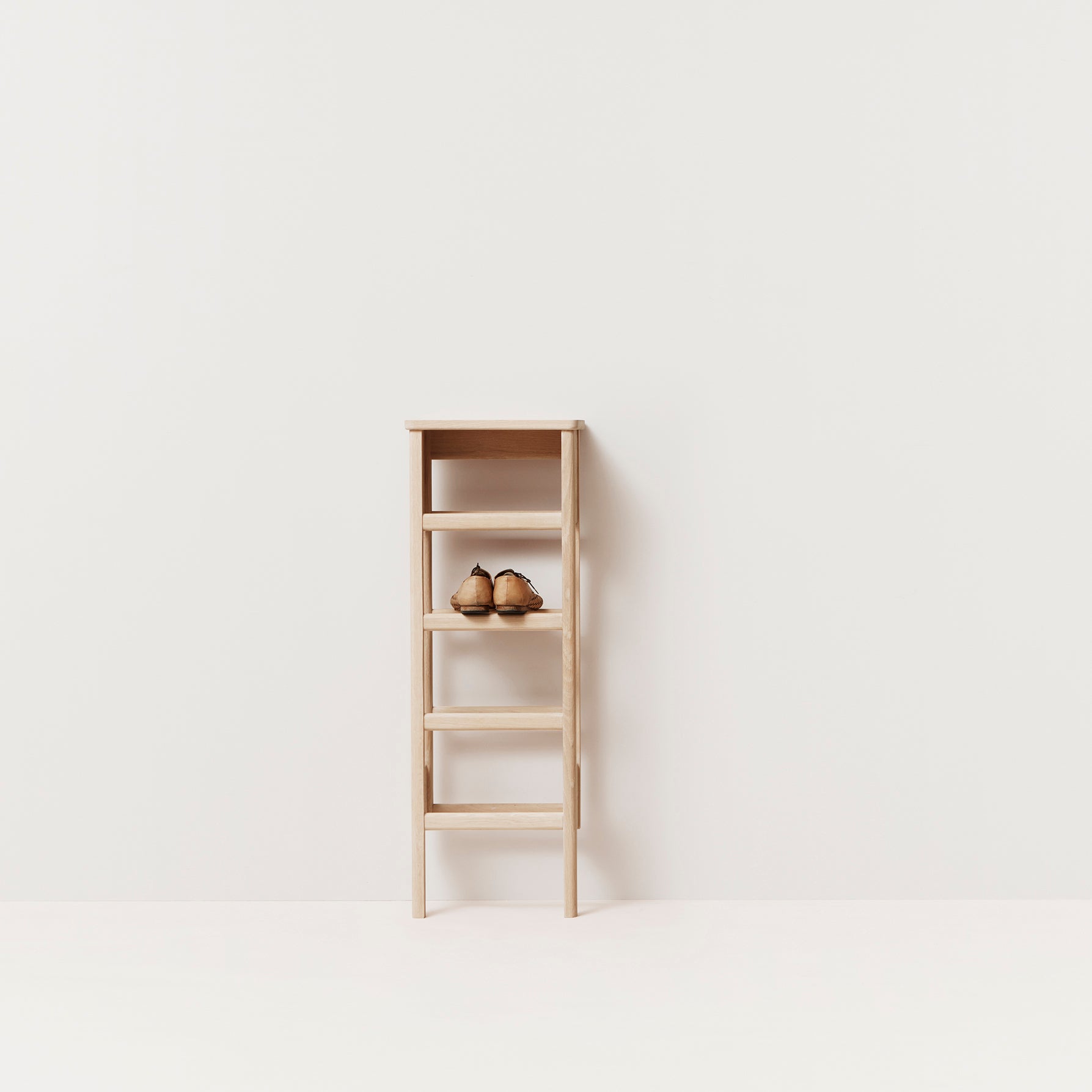 Form & Refine A Line Shoe Rack 35, White Oak