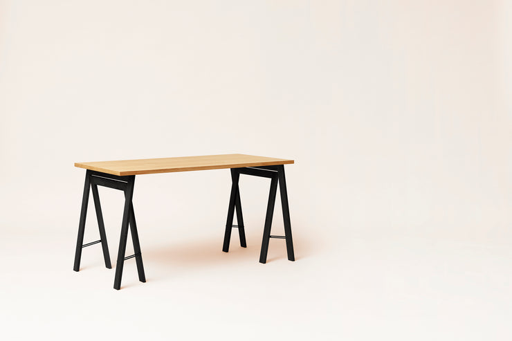 Form & Refine Linear Tabletop 125x68, Oak