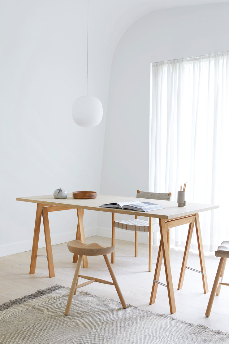 Form & Refine Linear Tabletop 125x68, White Oak