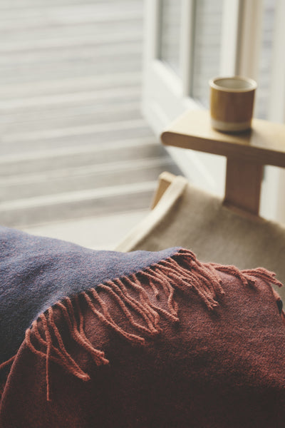 Silkeborg Uldspinderi Franja Throw 170x140 cm Throw 1226 - Burgundy Blue