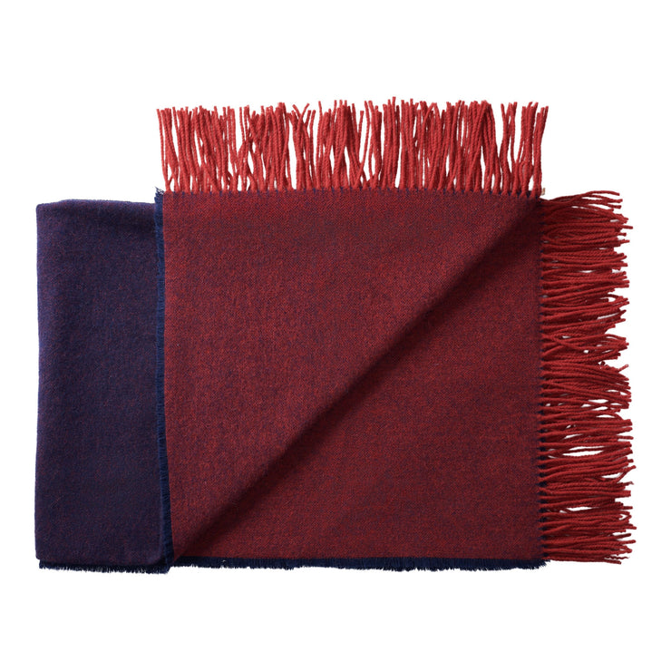 Silkeborg Uldspinderi Franja Throw 170x140 cm Throw 1226 - Burgundy Blue