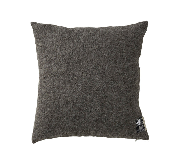 Silkeborg Uldspinderi Gotland 60x60 cm Cushion Dark Nordic Grey 1416