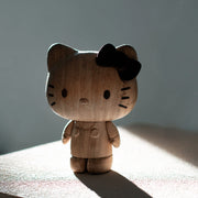 Boyhood Hello Kitty, Oak