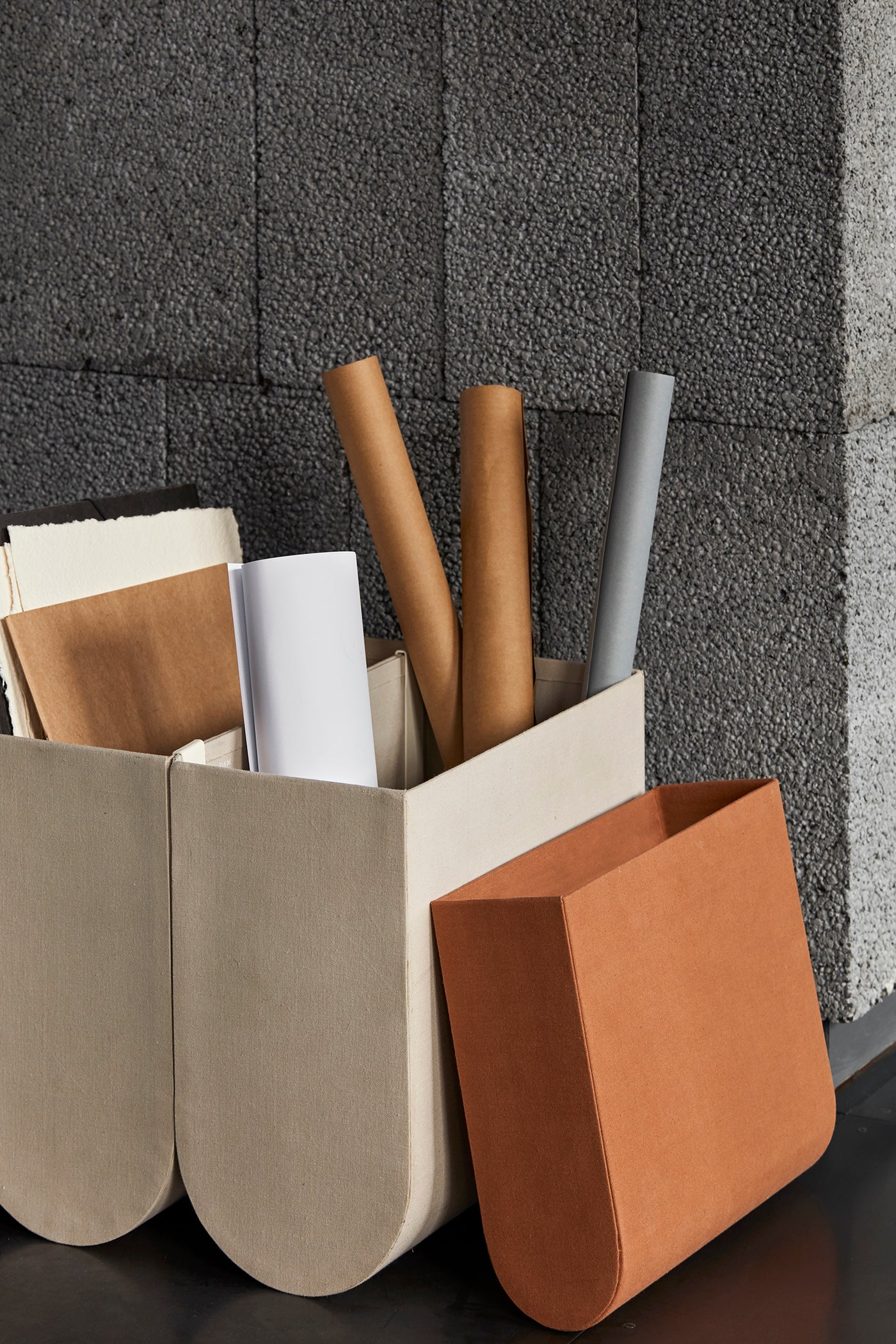 Kristina Dam Studio Curved Box, Grey, Medium