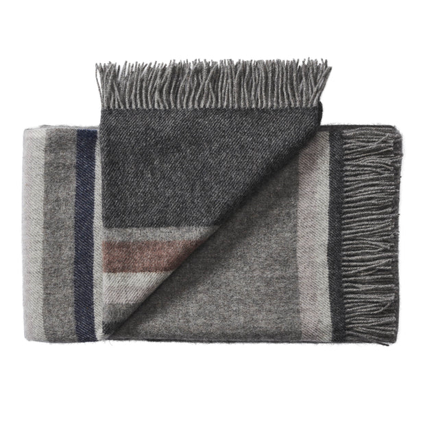 Silkeborg Uldspinderi Lyø Throw 140x240 cm Throw 0836 Grey Dark Grey