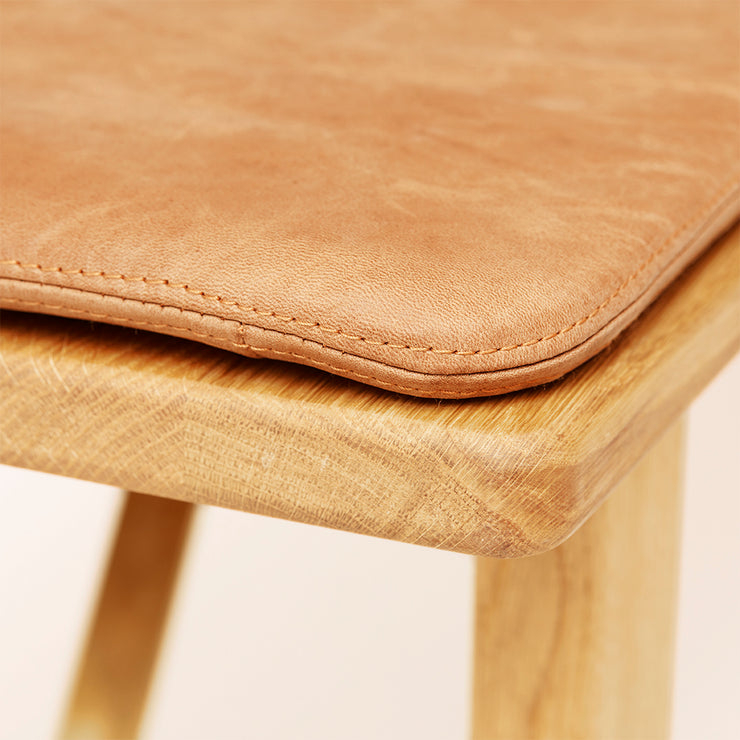 Form & Refine Position Leather Cushion