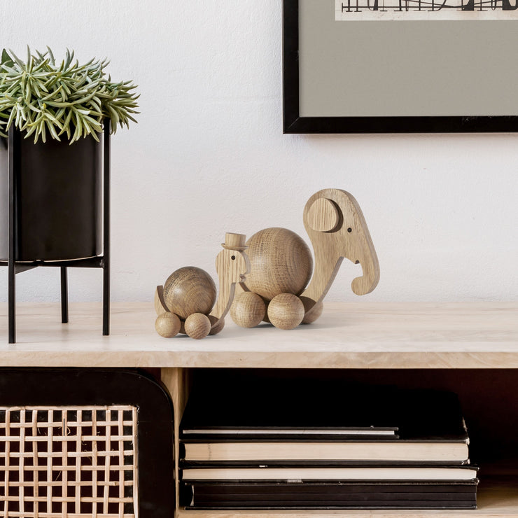 ChiCura Copenhagen Spinning Elephant - Medium Living / Figures & Dice