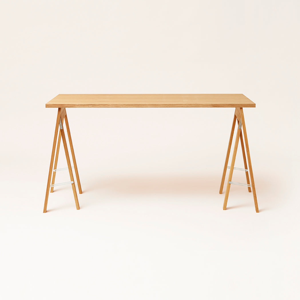 Form & Refine Linear Tabletop 125x68, Oak