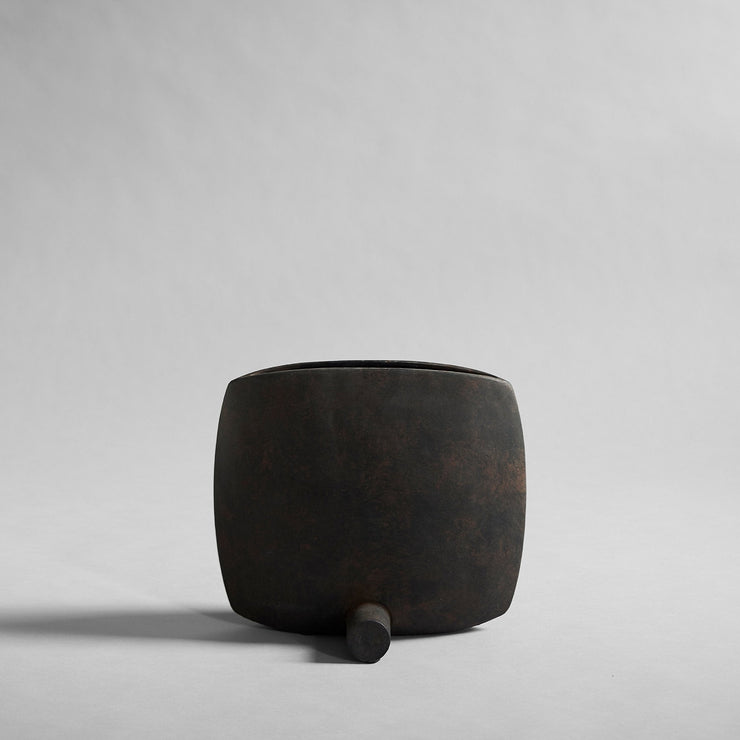 Guggenheim Vase, Square - Coffee - 101 CPH